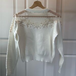 Elegant White Embroidered Women's Sweater